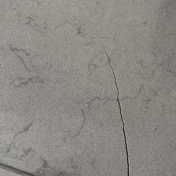 Garanti Kapsamında Çatlayan Mutfak Tezgahıma Çözüm Bekliyorum: Uzun Süredir Yanıtsız Kalan Şikayetim Hakkında Destek Talebi