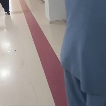 Gazi Yaşargil Eğitim Araştırma Hastanesi Sıra Beklerken Oturacak Sandalye Yetersiz!