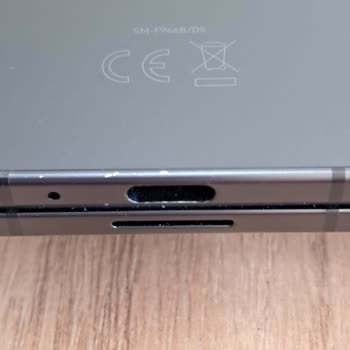 Samsung Z Fold 7 Boya Soyulması Tekrarlandı Servis Kullanıcı Hatası Dedi