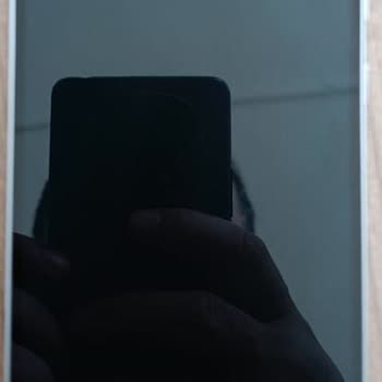 Yeni Aldığım Telefonda Ekran Lekesi Ve Tekrar Eden Arızalar