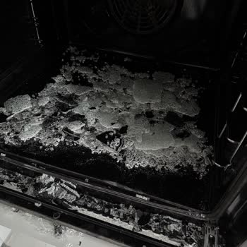 Arçelik Ankastre Fırının Camı Garanti Kapsamında Patladı Ücret Talep Edildi