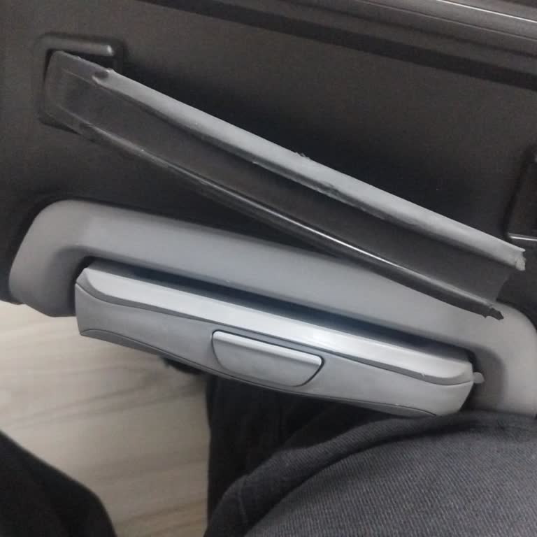 A101'den Aldığım Valizin Kulp Kırılması Ve İlgisiz Mağaza Yetkilileri