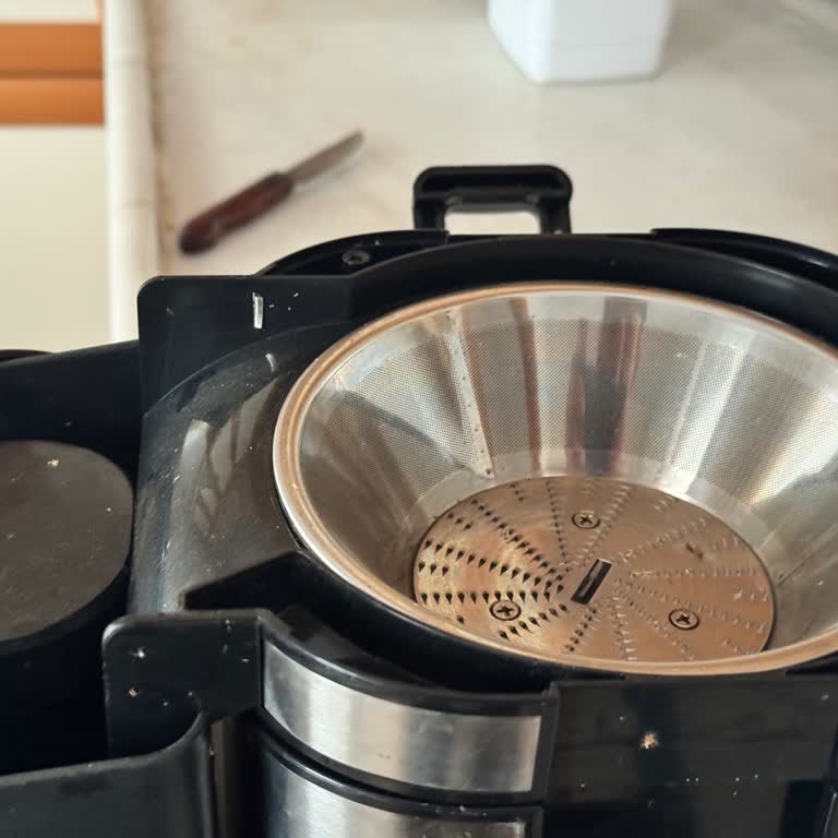 Yedek Parça Eksikliği Nedeniyle Katı Meyve Sıkacağı Kullanılamıyor