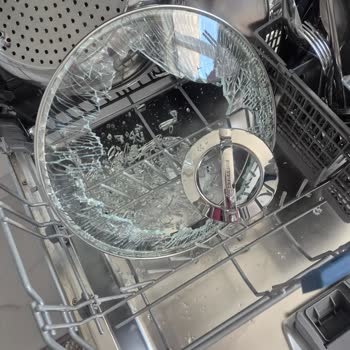 Korkmaz Mutfak Eşyaları Tencere Kapağı Aniden Kırıldı, Garanti Desteği Sağlanmadı!