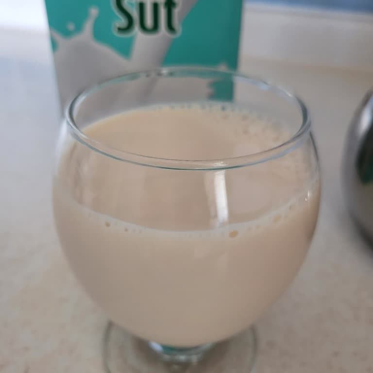 Aldığım Laktozsuz Süt Bozuk Çıktı, Mağdur Oldum