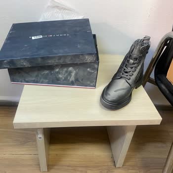 Amazon'dan Aldığım Ayakkabı Kirli Ve Özensiz Teslim Edildi, Çözüm Sunulmadı