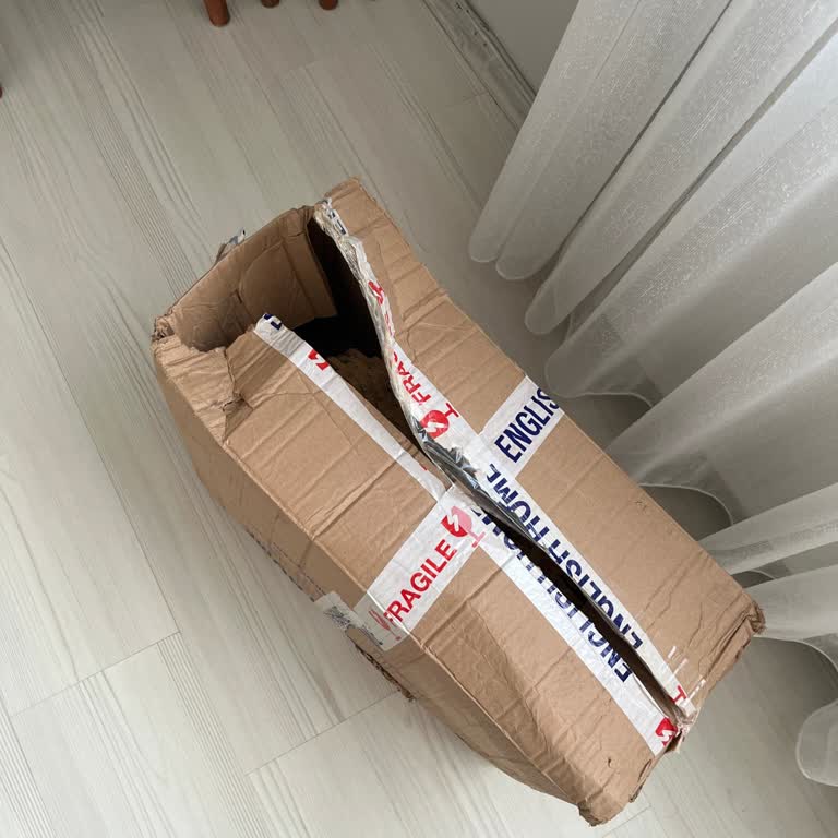 Kargo İadesi Geri Döndü, Müşteri Hizmetlerinden Çözüm Alamadım