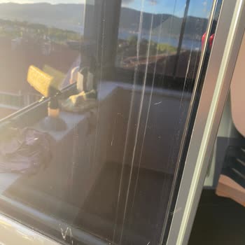 I Face Karcher WV6 Not Cleaning Properly Despite Using Original Detergent