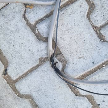 Günlerdir Süren Elektrik Kesintisi Mağduriyeti