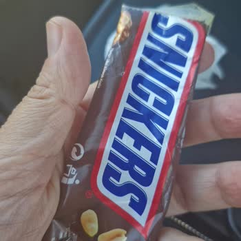 A101'de Bandajlanmış Ve Tarihi Silinmiş Snickers Satışıyla Karşılaştım