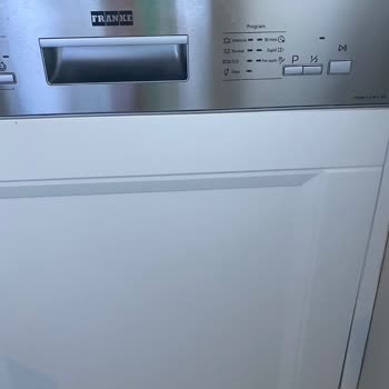 Franke Bulaşık Makinesi Sürekli Paslanıyor ve Temiz Yıkamıyor
