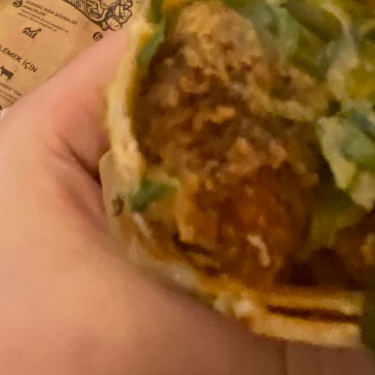 Dürümle Viaport Asya Şubesinde Uzun Bekleme ve Kalitesiz Ürün Hayal Kırıklığı Yarattı