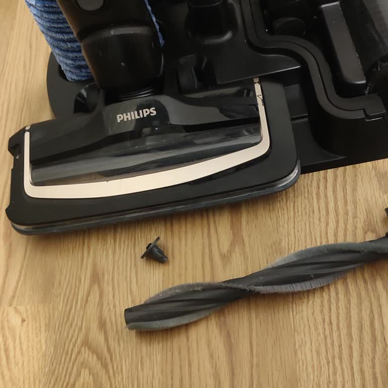 Philips Trio 3 9000 Başlık Fırçası Kırıldı, Garanti Kapsamında Çözüm Bekliyorum