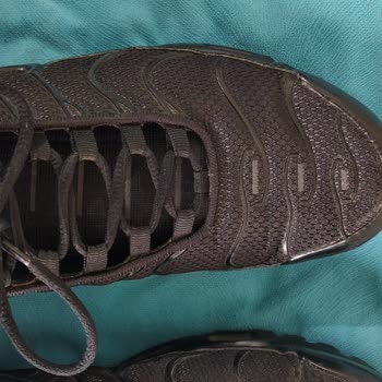 Kısa Sürede Dikiş Atan Ayakkabıya Garanti Reddi Ve Para İadesi Talebi