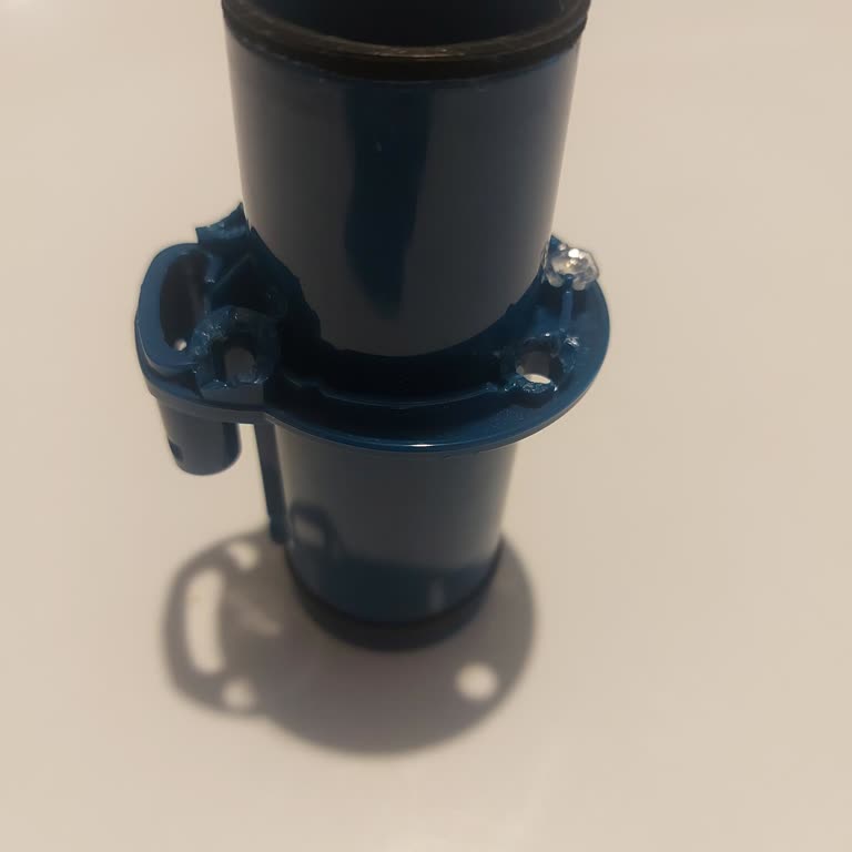 Yeni Alınan Philips Süpürgenin Sapı Kırıldı, Kullanılamaz Hale Geldi