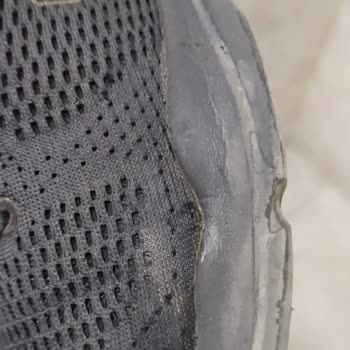 Kısa Sürede Yırtılan Ayakkabıya Kullanıcı Hatası Denildi Değişim Reddedildi