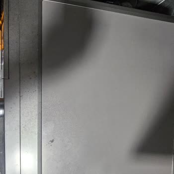 Çamaşır Makinesindeki Süregelen Su Sızıntısı Ve Leke Sorununa Çözüm Bulunamıyor