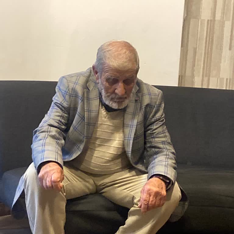 Yaşlı Hastaların MR İşlemlerinde Yaşadığı Mağduriyet Ve Zaman Kaybı