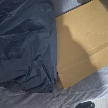 Yanlış Ürün Gönderimi Ve Kargo Firmasının İlgisizliği Nedeniyle Mağduriyet