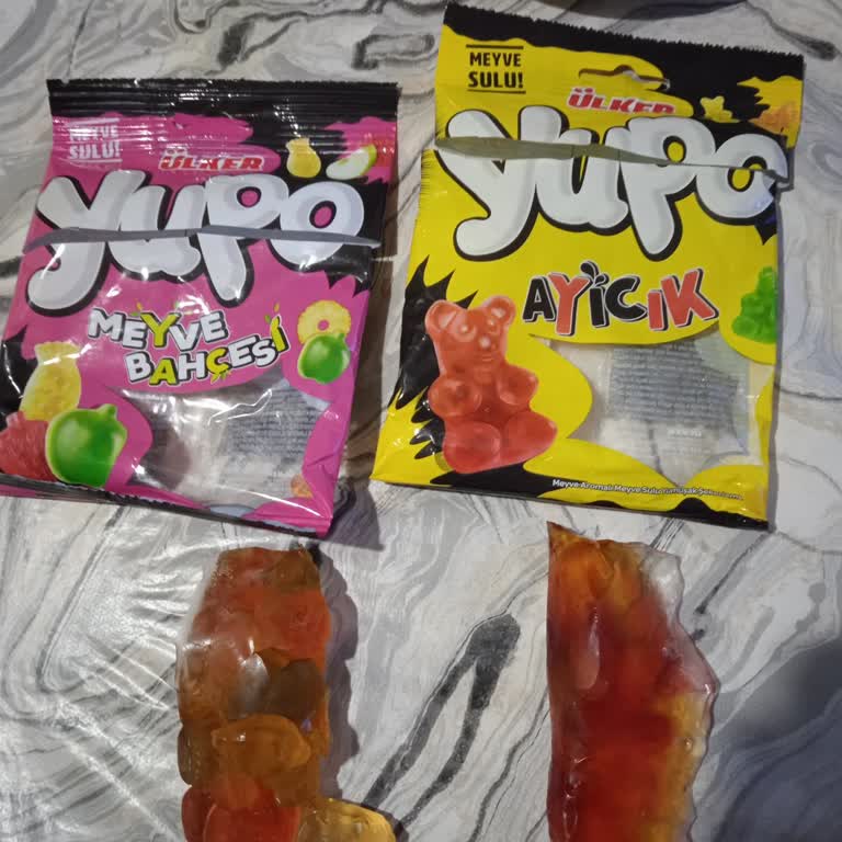 Aldığım Jelibonlar Erimiş Ve Yapışmış Çıktı