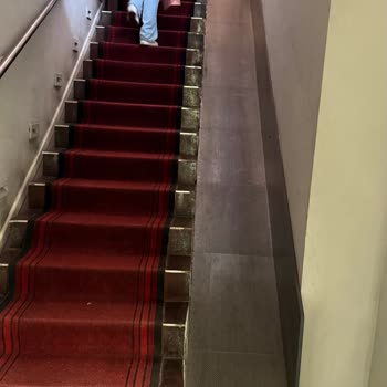 Jolly Tur Dört Yıldızlı Otel Vaadi Yerine Düşük Standartlı Otellerde Konaklattı