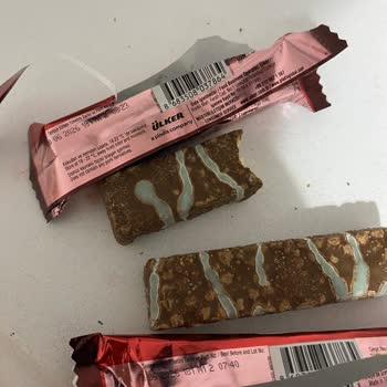 BİM'den Aldığım Ülker Pico Çikolatalarda Renk Ve Tat Bozukluğu