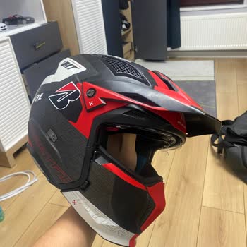 Kask Kazada Kafamdan Fırladı, Güvenlikten Memnun Değilim