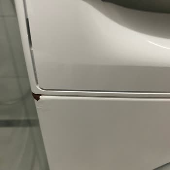 Profilo Çamaşır Makinesinde Paslanan Deterjanlık İçin Ücretsiz Parça Değişimi Talebi