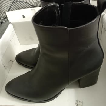 İlk Giyişte Ayağımı Yaralayan Bot İçin İade Talebi