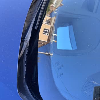 BMW Modellerinde Sıkça Yaşanan Çatlama Ve Dökülme Sorunu