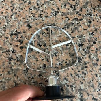 Sinbo Mikserin Çırpıcı Ucu İkinci Kullanımda Kırıldı