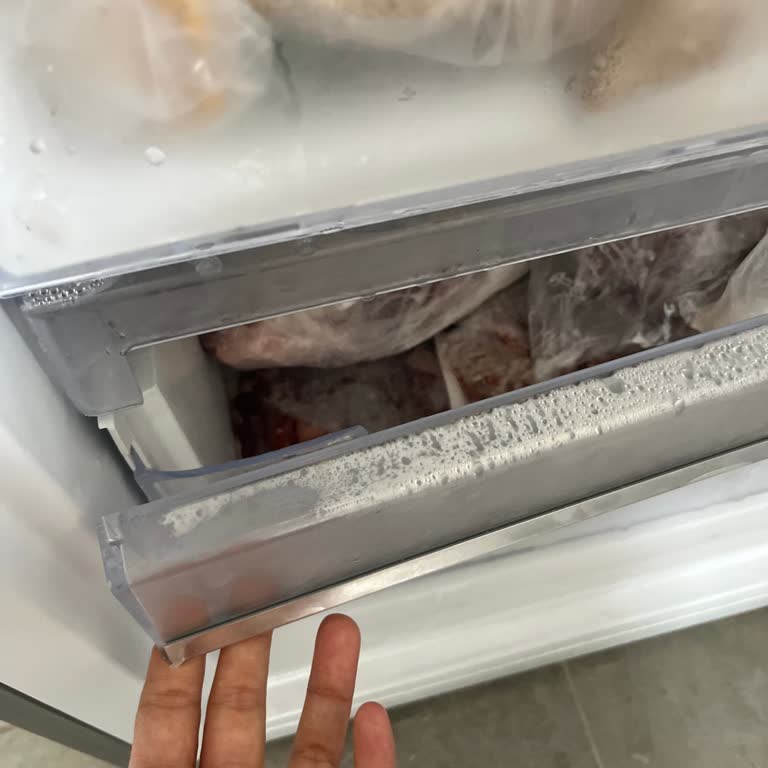 Beko Buzdolabı Buzluk Kapağı Çekmecesi 1 Yıldır Temin Edilemiyor, Mağduriyet Yaşıyorum