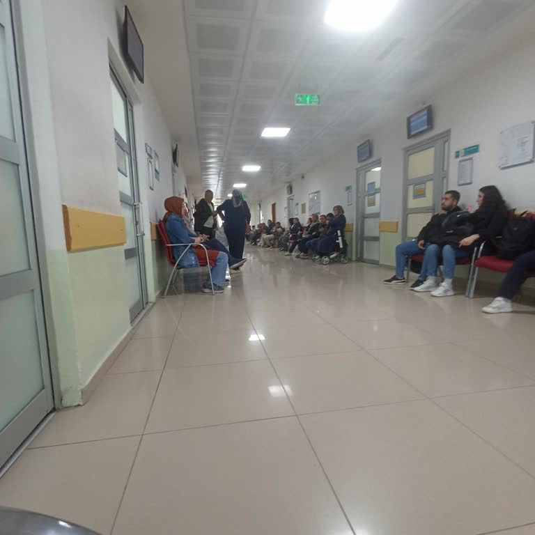 Eskişehir Diş Hastanesi'nde Uzun Bekleme Ve İlgisiz Personel Sorunu