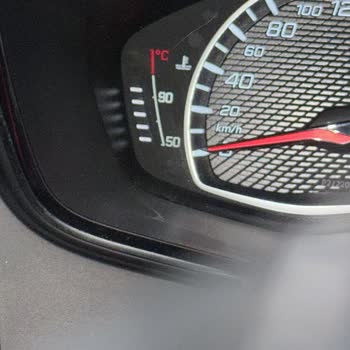 Peugeot 208 Arızası Sonrası Uzayan Servis Ve İkame Araç Sorunu