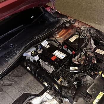 Peugeot 208 Arızası Sonrası Uzayan Servis Ve İkame Araç Sorunu