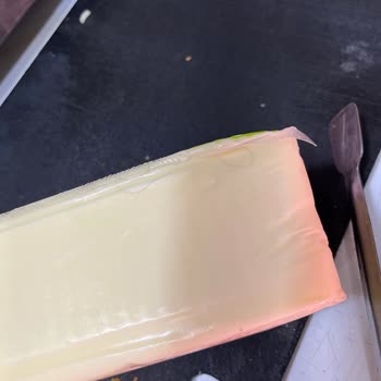 Sütaş Kaşar Peynirinde Kıl Çıkması Ve Yetersiz Müşteri Hizmetleri