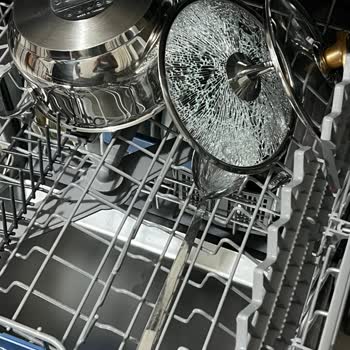 Çelik Tencere Setinde Cam Kapak Çatlaması Ve Beyaz Leke Sorunu