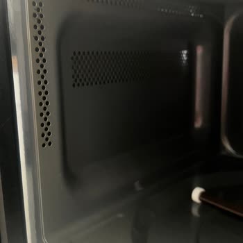 Mikrodalga Fırın Yangın Çıkardı Ve Sorun Çözülmedi