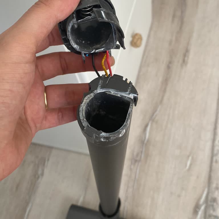 Sürekli Arızalanan Süpürgeye Çözüm Bulunmuyor, Değişim Talep Ediyorum