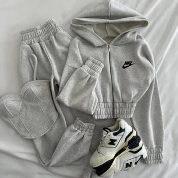 Siparişim Yerine Alakasız Ve Kalitesiz Ürün Gönderildi Satıcıya Ulaşamıyorum