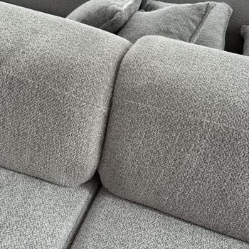 Aldığım Koltuk Takımı Görselden Farklı Ve Firma Çözüm Sunmuyor