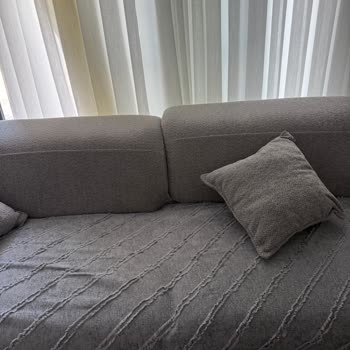 Aldığım Koltuk Takımı Görselden Farklı Ve Firma Çözüm Sunmuyor