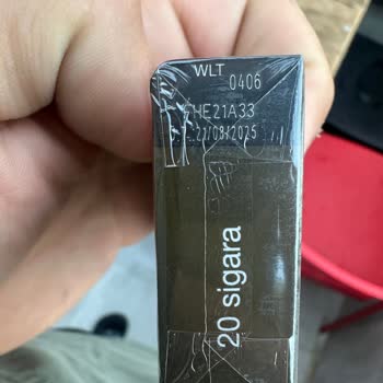 Winston Slender Blue Sigaralarda Sürekli Dal Parçası Ve Kötü Tat Sorunu