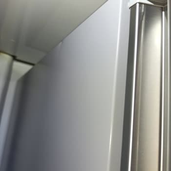 Siemens Ev Aletleri Yeni Alınan Buzdolabında Teslimat Sonrası Fark Edilen Kozmetik Hasar