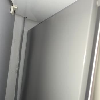 Siemens Ev Aletleri Yeni Alınan Buzdolabında Teslimat Sonrası Fark Edilen Kozmetik Hasar