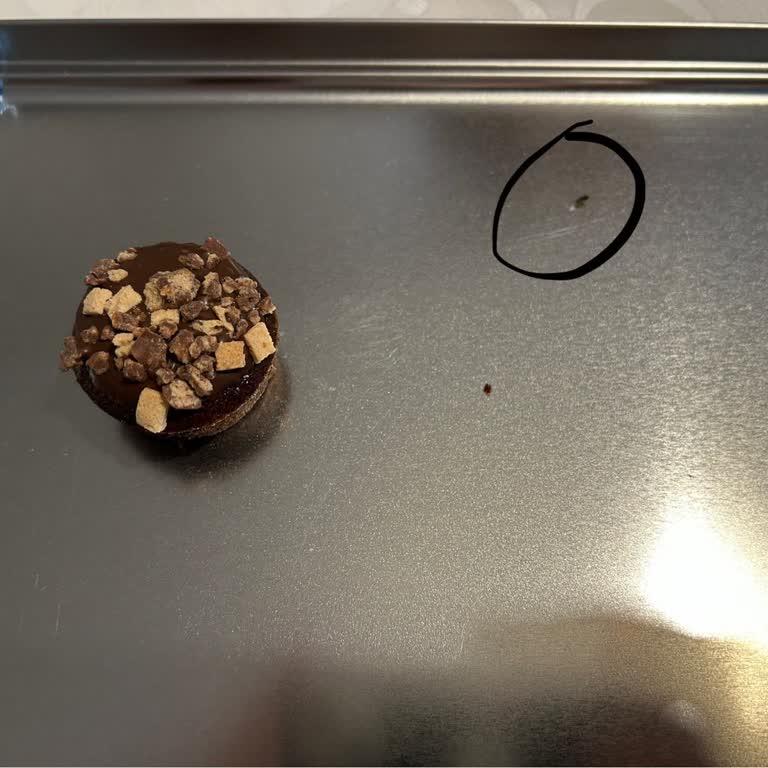 Çikolata Buketinden Böcek Çıkması Ve Yetersiz Müşteri Desteği