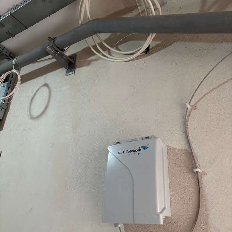 İnternet Bağlantısı İçin İki Aydır Bekliyorum, Mağduriyetim Giderilmiyor