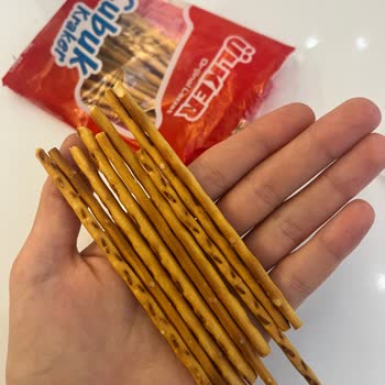 Aldığım Ülker Çubuk Kraker'in Tadı Ve Tuz Oranı Beklentimi Karşılamadı