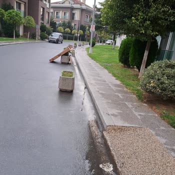 Kargo Teslimatında İlgisizlik Ve Hasarlı Paket Sorunu