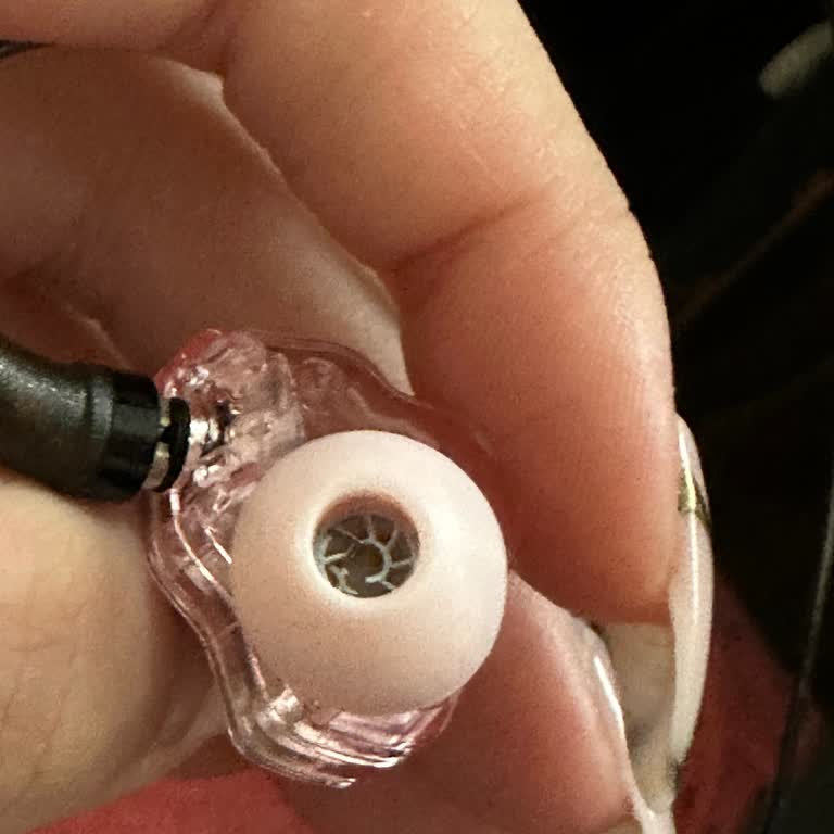 Kulaklıkta Ses Sorunu Sonrası Garanti Dışı Bırakıldım Mağduriyetim Giderilmiyor